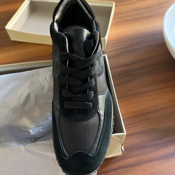Hogan sneakers - Picture 3 of 6